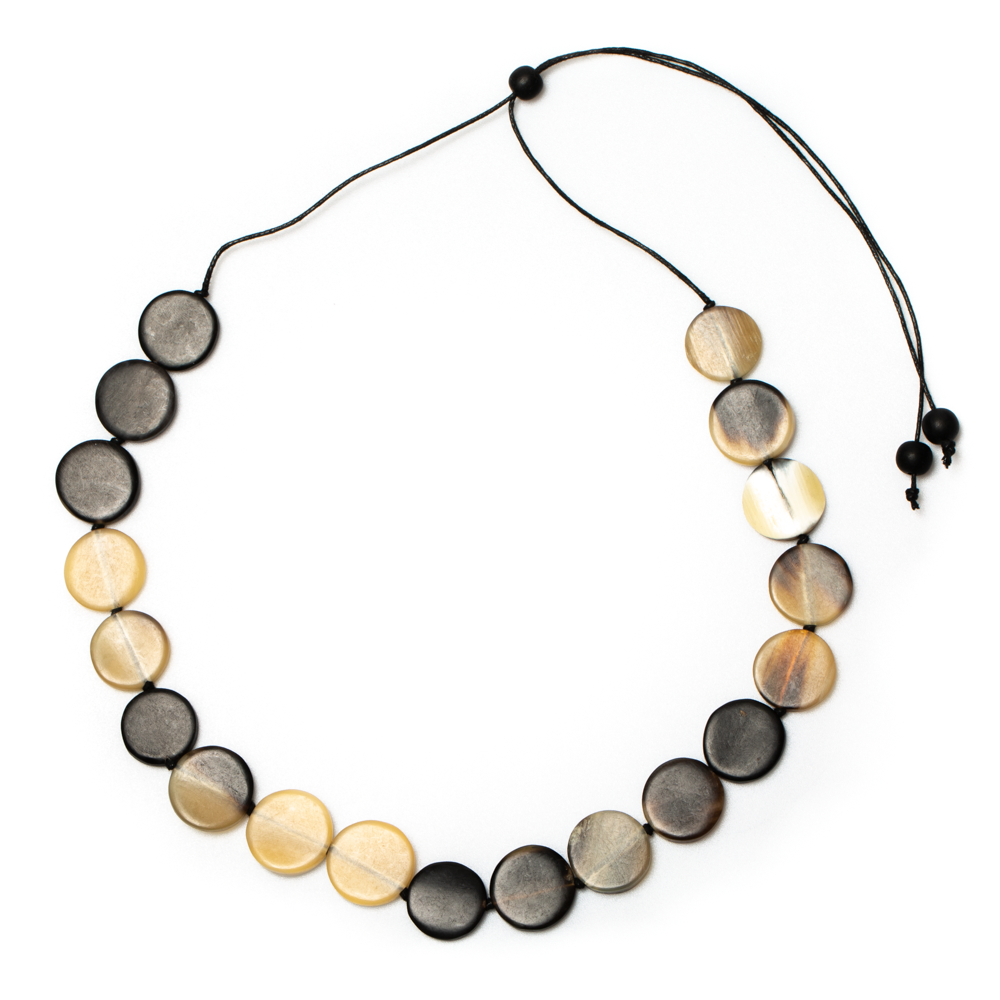 Collier simple en corne de disque