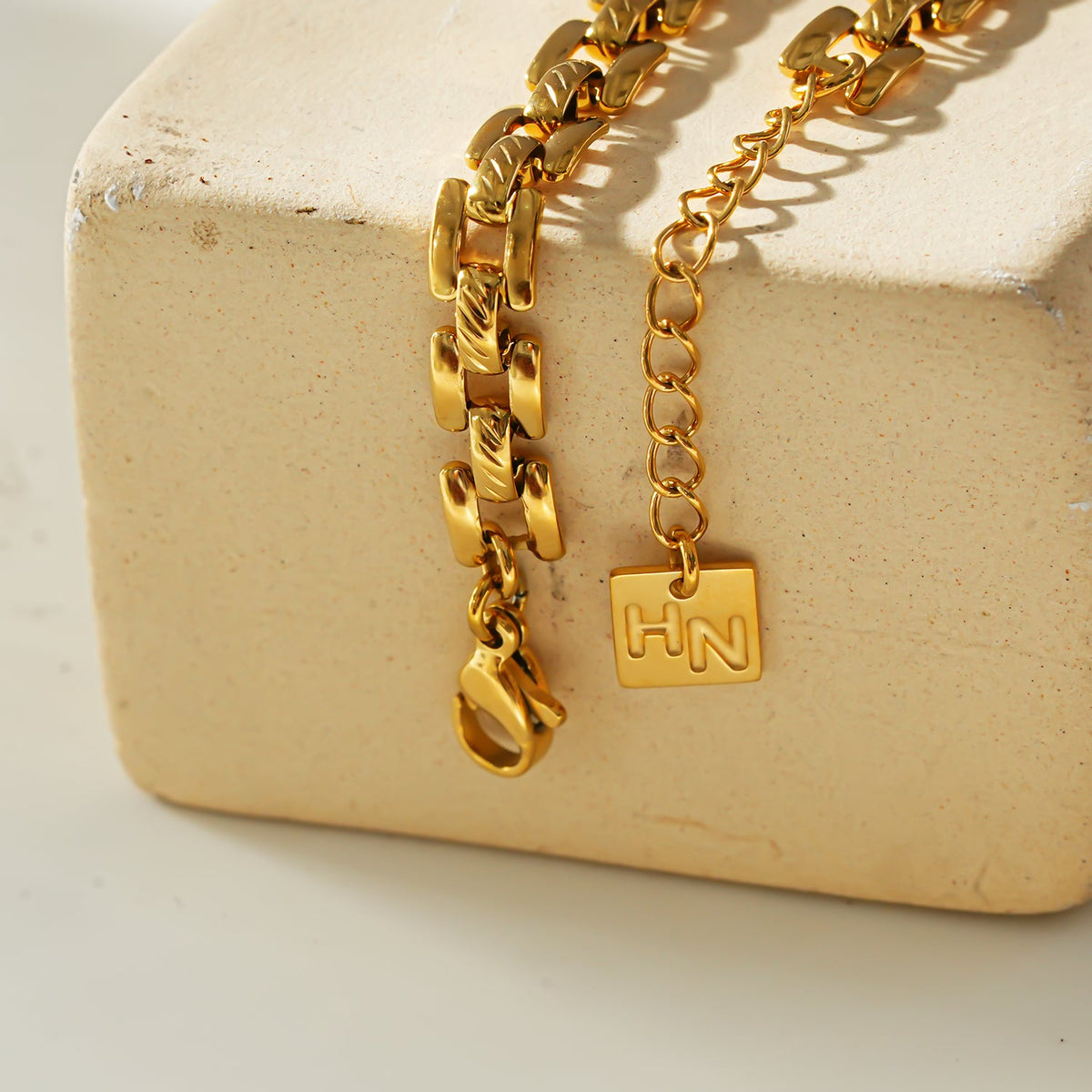 Style KOVVUR : Collier double chaîne rétro en or