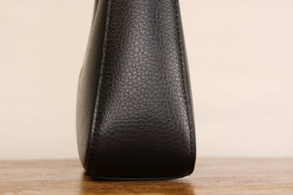 Origyn 01 - Plant-Based Vegan Leather Shoulder Handbag - Made with Plastic-Free MIRUM®