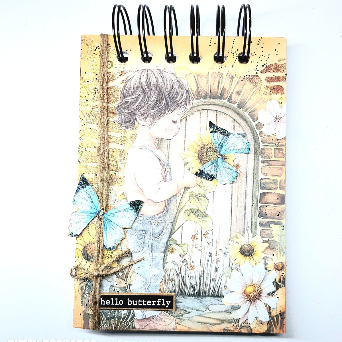 Dutch Doobadoo DDBD Art Journal en MDF A6