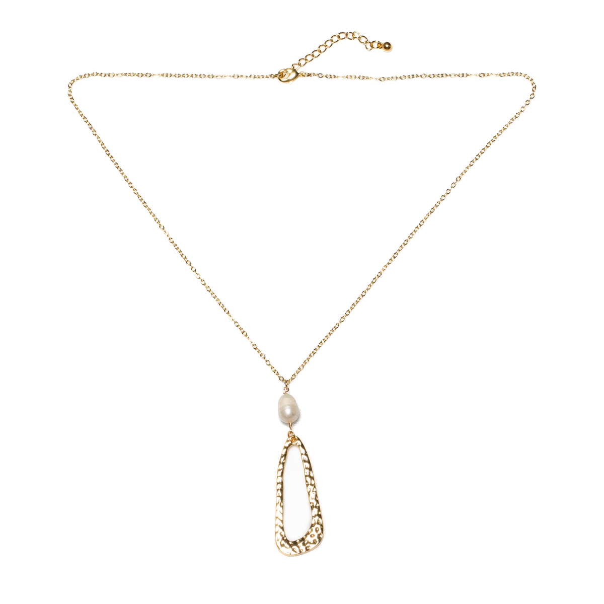 Hammered Oval Pendant With Pearl On Chain In Gold Plate