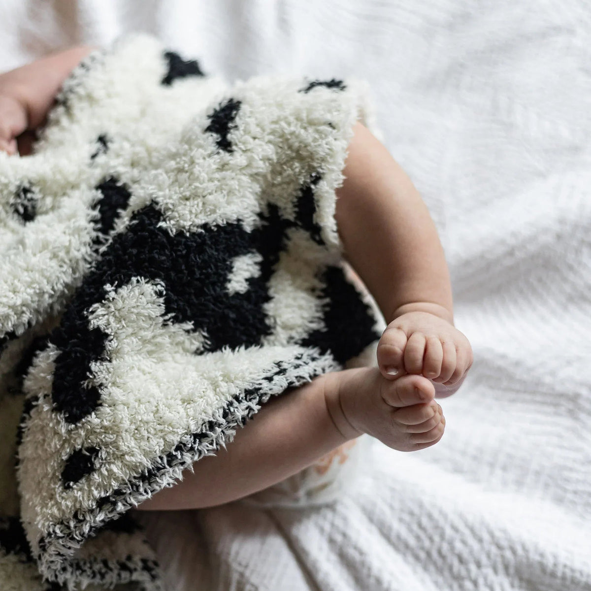 Doudou Couverture Bébé Imprimé Vache Noir et Blanc Cassé