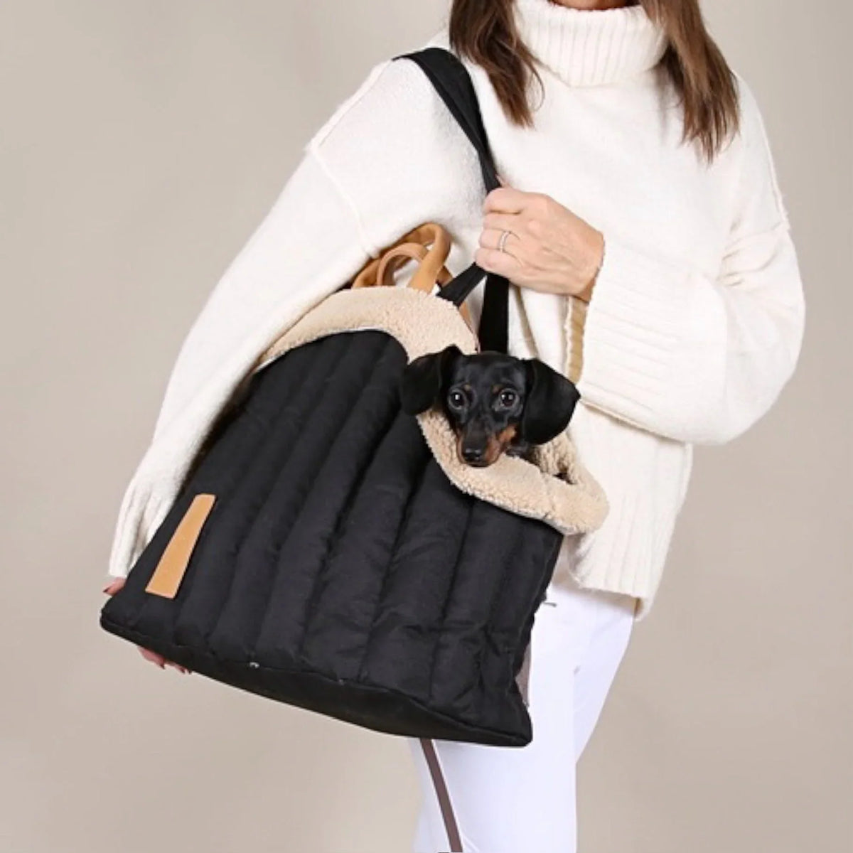 Bailey Pet Carrier – Luxury Dog Carrier Bag