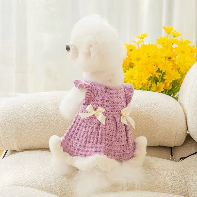 Robe Bridgette pour chiens – Robe en tricot pour chiens avec bordure en fourrure