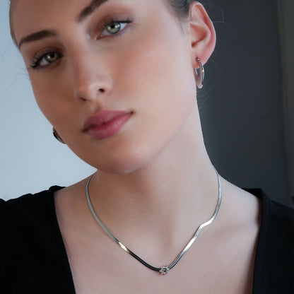 AGULHAS Or Blanc (Ton Argent) : Élégance Céleste - Collier Chaîne Peau de Serpent avec Pendentif Étoile Incrusté de Zirconium