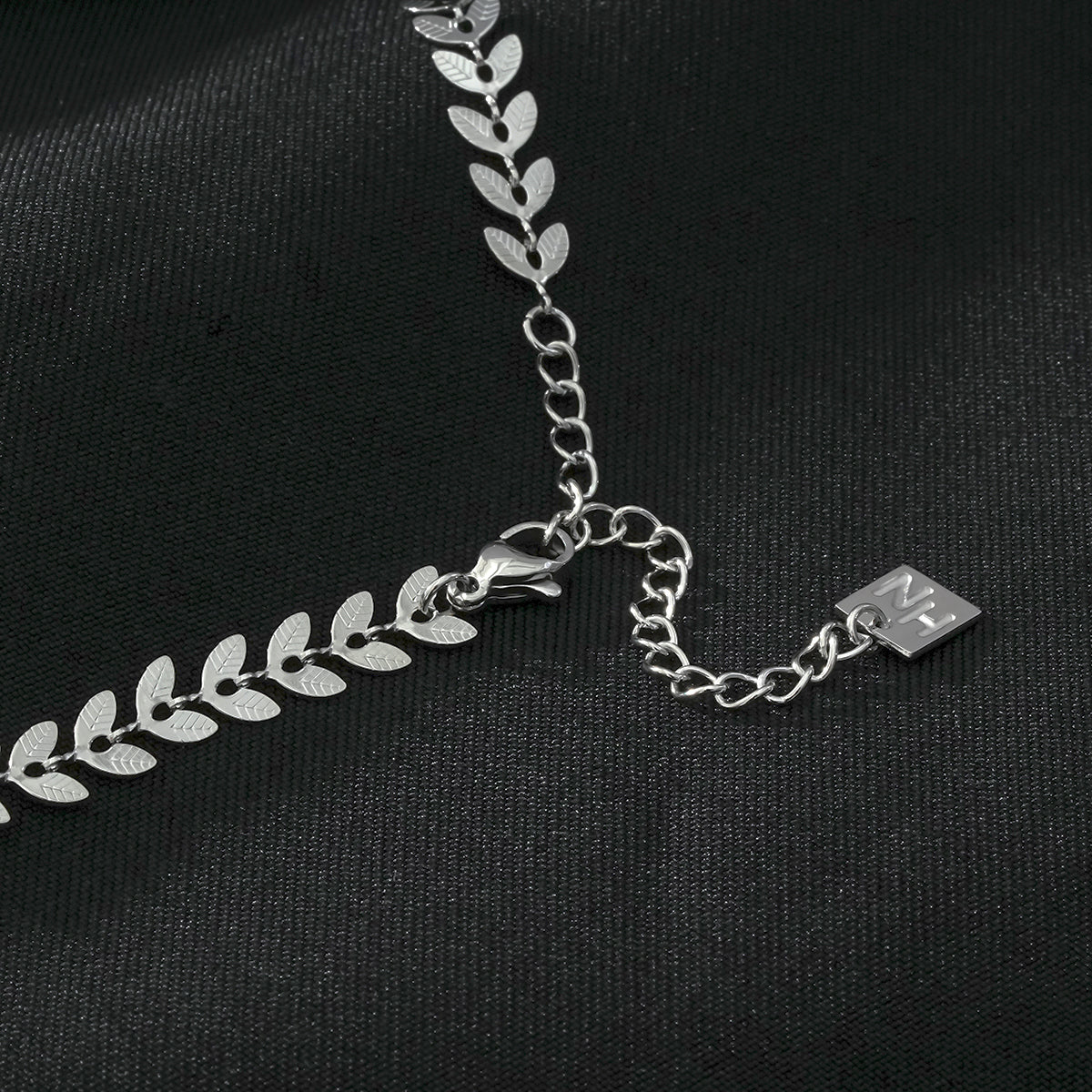 ALALA Or Blanc Argenté : Collier Feuille Gaufrée Beauté Botanique