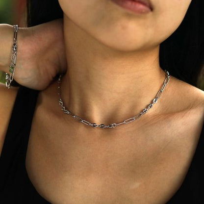 Collier chaîne AMMA Silver (Or Blanc) à maillons trombones et perles ovales