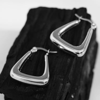 ANIKA : Boucles d'oreilles créoles mini chunky triangulaires or blanc (ton argent)