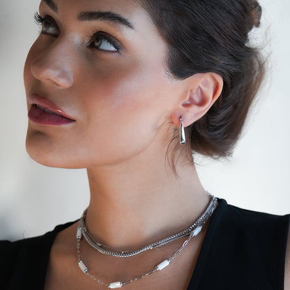 ANIKA : Boucles d'oreilles créoles mini chunky triangulaires or blanc (ton argent)