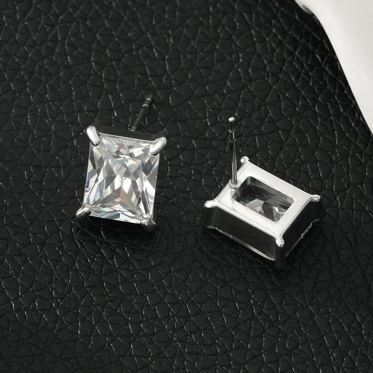 ATTAQUAS Silver : Boucles d'oreilles clous quotidiennes en Zircone Cubique (CZ) coupe Carré vintage