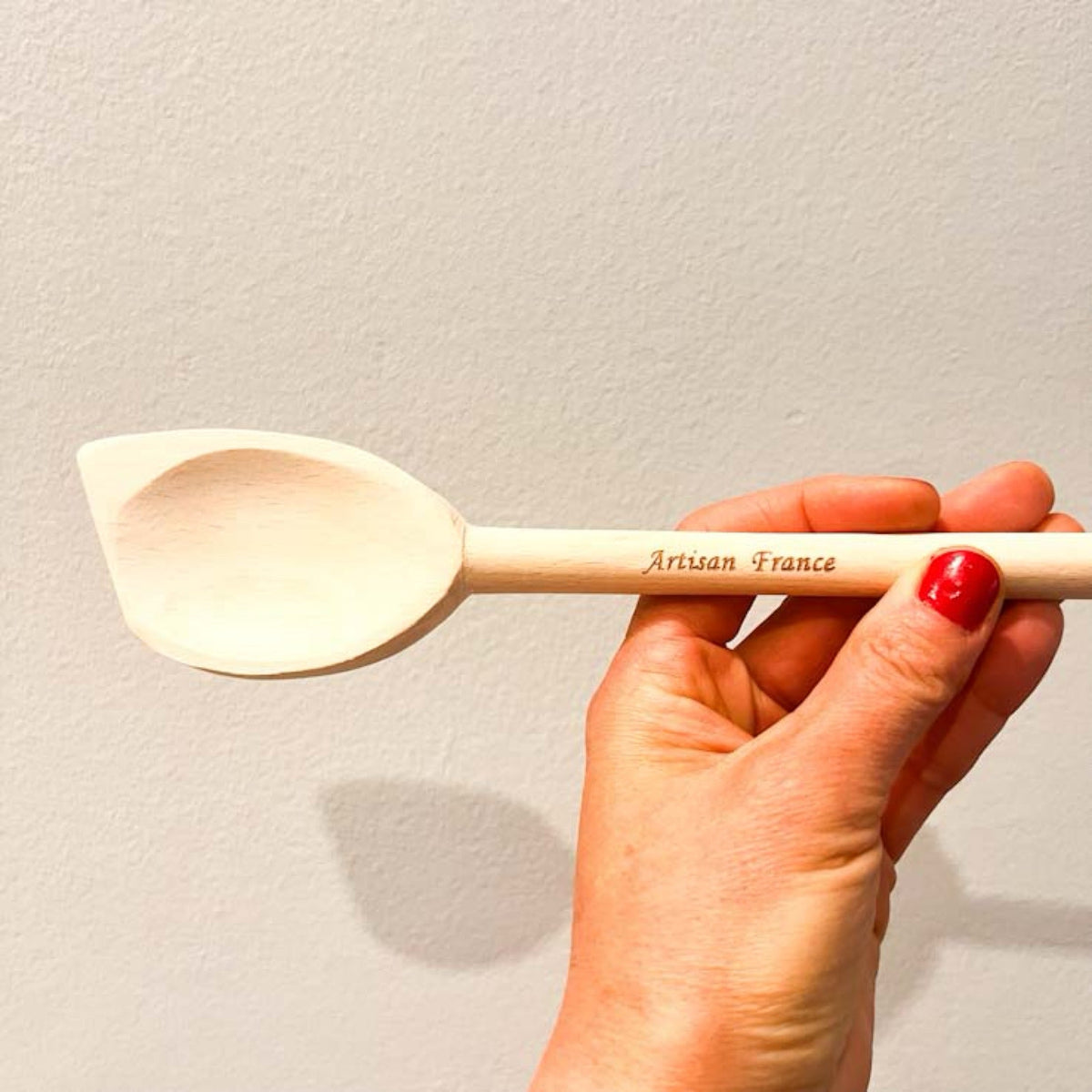 Cuillère en bois de hêtre à bout pointu – Bois 100 % naturel – Cuillère de cuisine de 28 cm