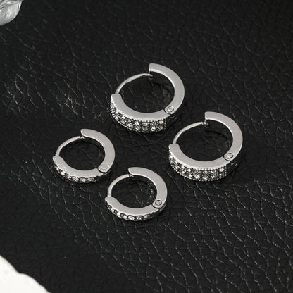 BLIJDE Argent (Or blanc) : Boucles d'oreilles mini créoles pavées de zircones cubiques (CZ) à rang unique