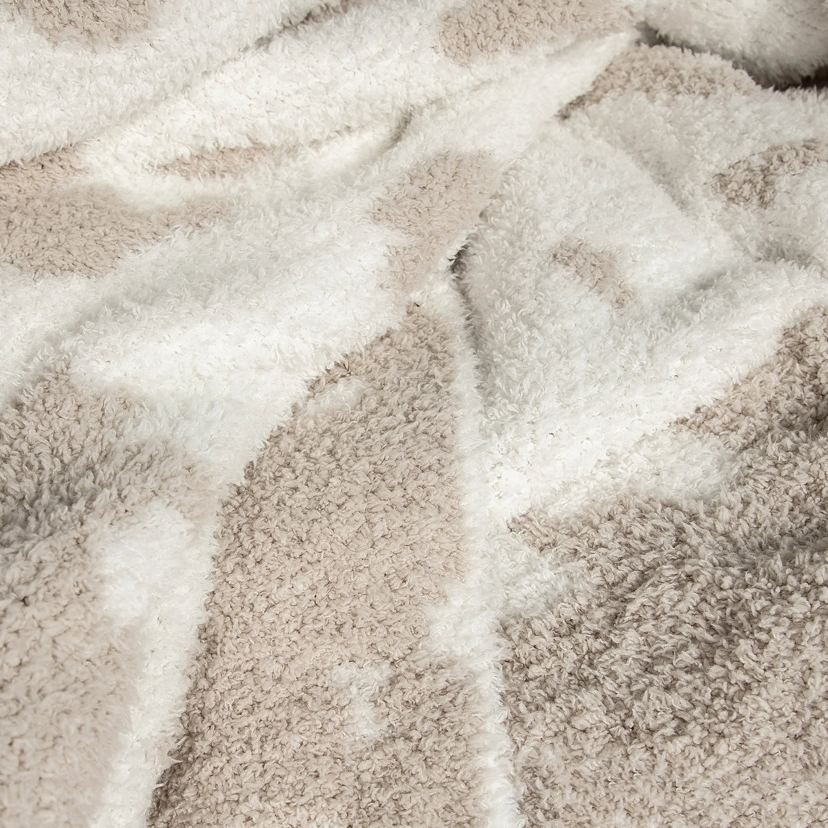 Couverture enfant imprimée vache beige rougissant et blanc
