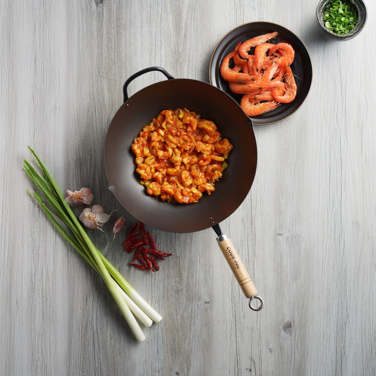 Wok Yoshikawa en acier au carbone 36 cm - Fabriqué au Japon