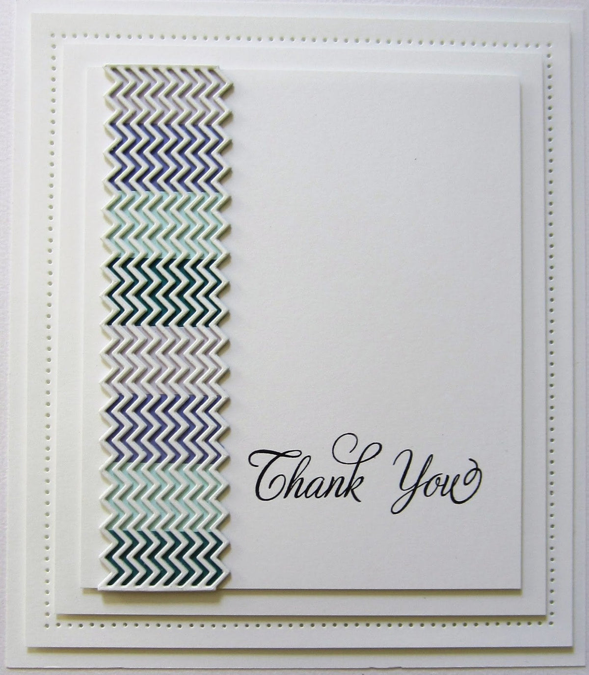 Sue Wilson Dies -Collection Basique et Épurée - Bordure en Zigzag