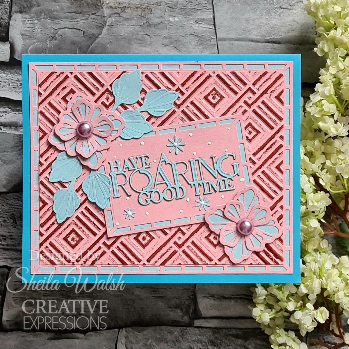 Matrices de découpe Sue Wilson Mini Expressions Art Déco "Have A Roaring Good Time"