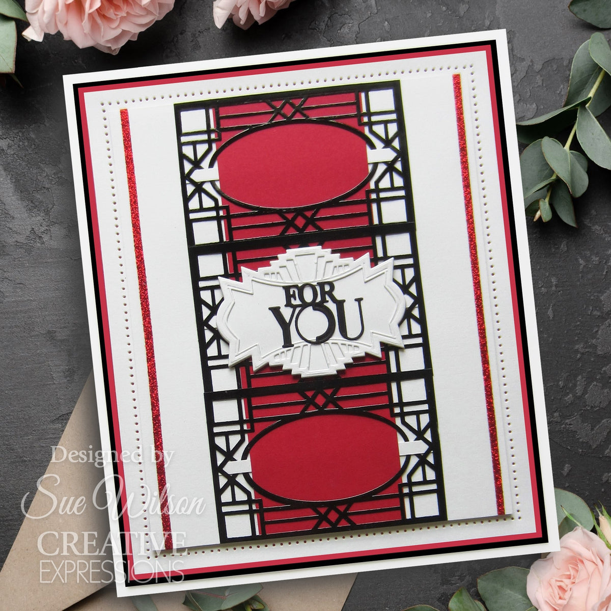 Matrice de coupe Oval Frame de la collection Art Deco de Sue Wilson - Creative Expressions
