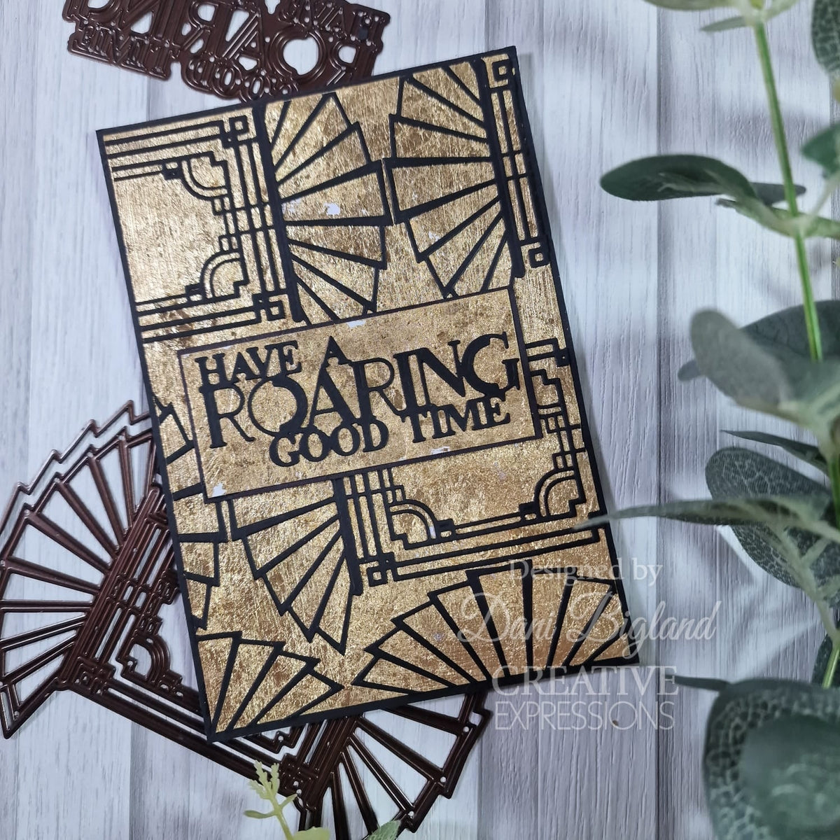 Matrices de découpe Sue Wilson Mini Expressions Art Déco "Have A Roaring Good Time"