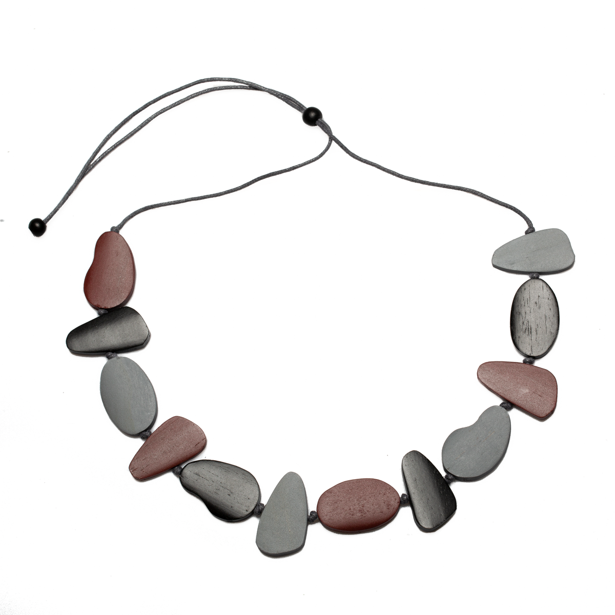 Collier galet en bois
