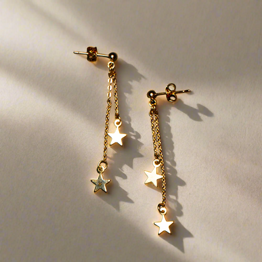 Boucles d'oreilles clous double chaîne étoile plaqué or