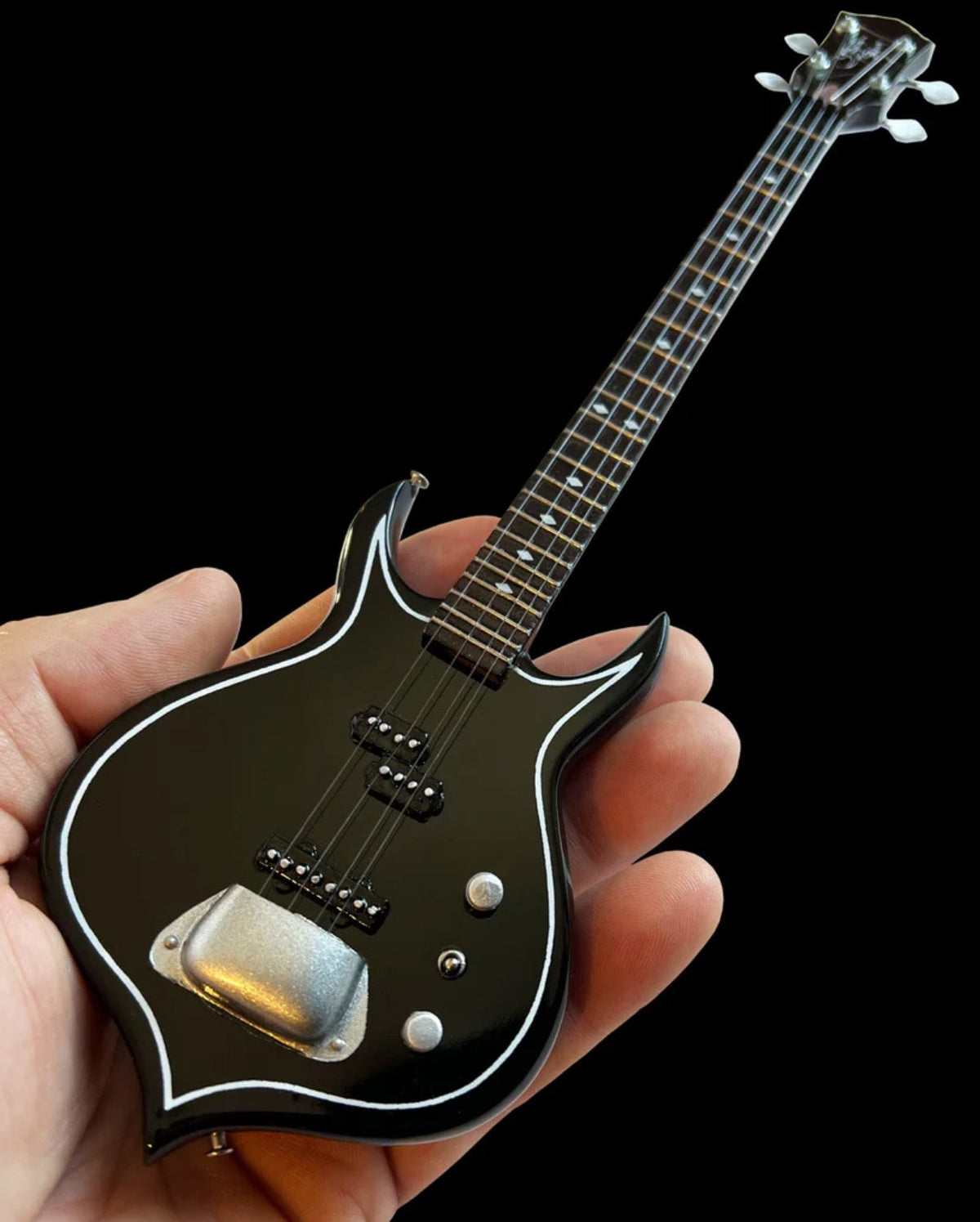 KISS® Gene Simmons PUNISHER BASS Mini Guitar Model