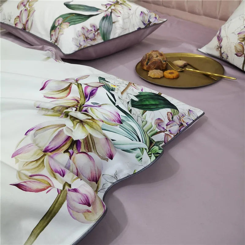 Parure de lit Eden 600 fils en coton à motifs floraux – Blanc/Lilas