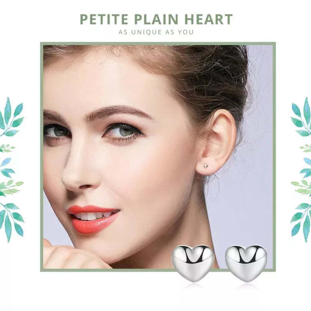 Boucles d'oreilles clous petites cœurs unies en argent sterling 925 | Bijoux fins minimalistes