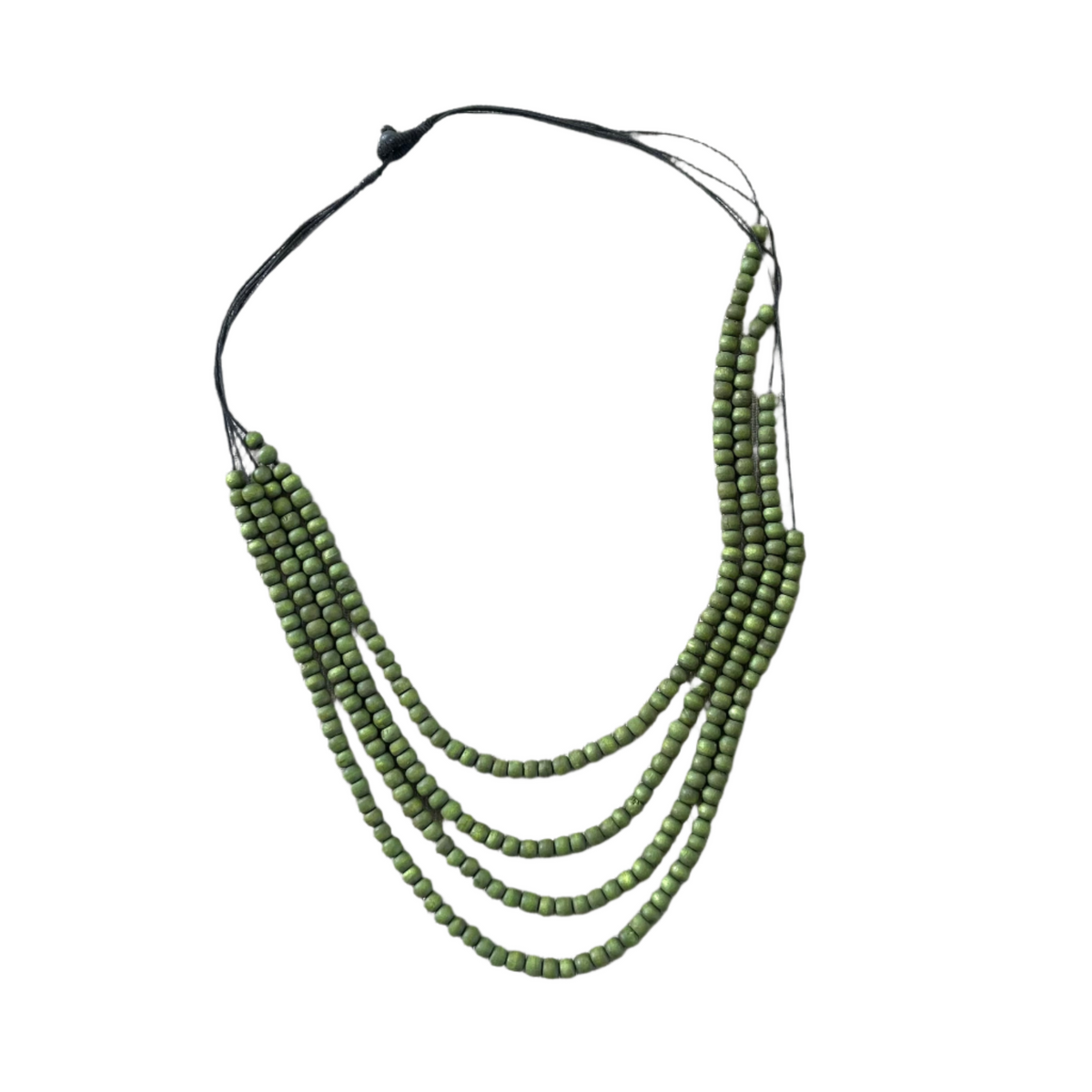 Collier de perles à plusieurs rangs