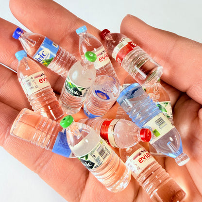 Breloques Mini Bouteilles d'Eau Mixtes pour Projets DIY