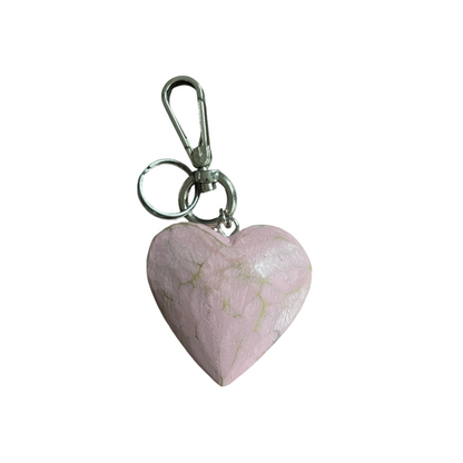 Porte-clés cœur sculpté à la main