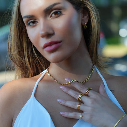 Style KOVVUR : Collier double chaîne rétro en or