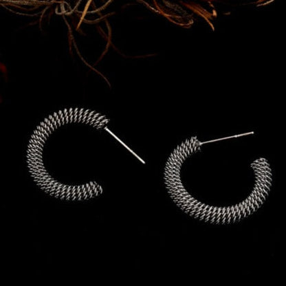 Boucles d'oreilles créoles KUMASI en argent richement texturé
