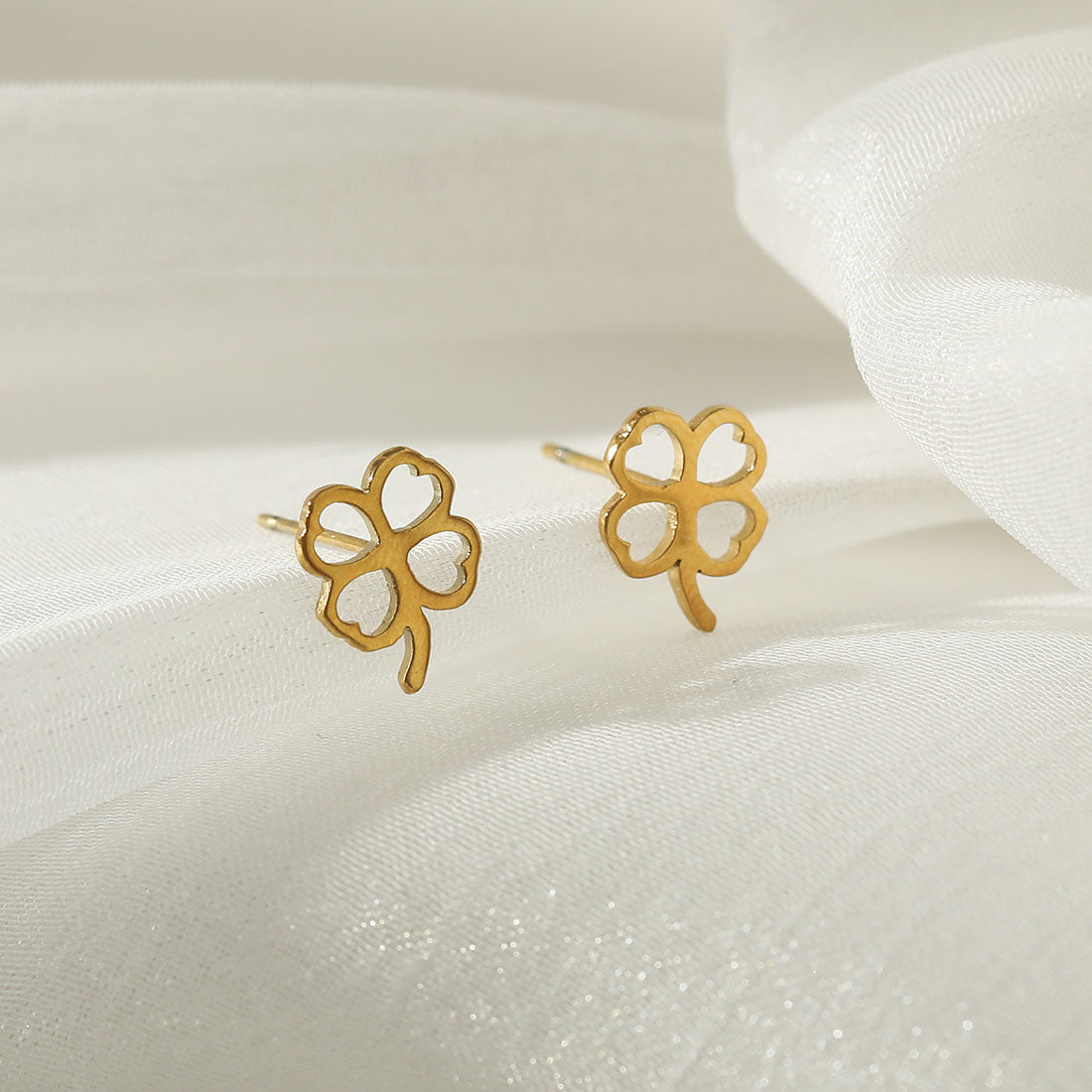 LUCKY Stud Earrings