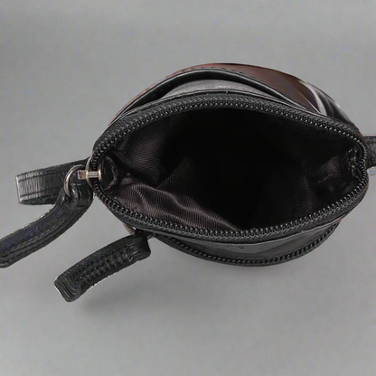 Sac bandoulière en cuir petite taille MET | Sac compact pour téléphone avec poches avant et arrière