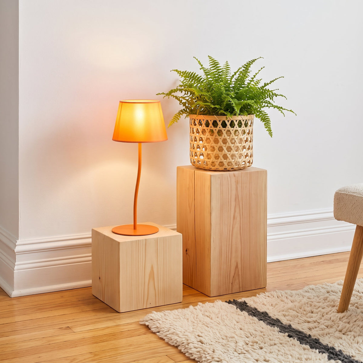 Lampe de chevet NICOLA orange de style moderne du milieu du siècle pour chambre, salon et bureau – Éclairage d'appoint rétro