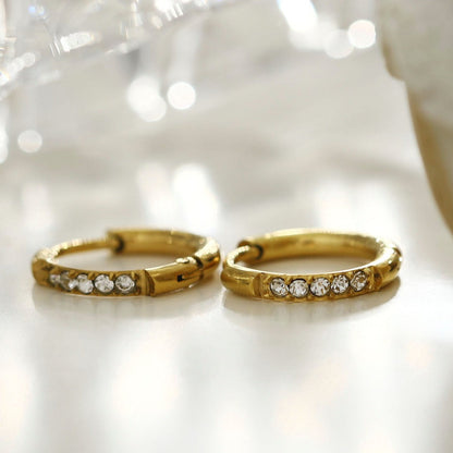 DARCI: Pavé Zirconia Gemstone Embedded Classic Mini Hoop in Gold