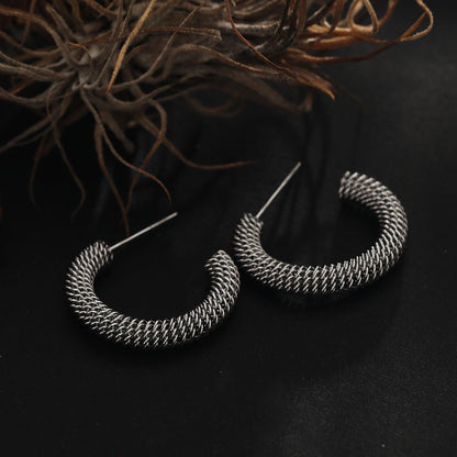 Boucles d'oreilles créoles KUMASI en argent richement texturé
