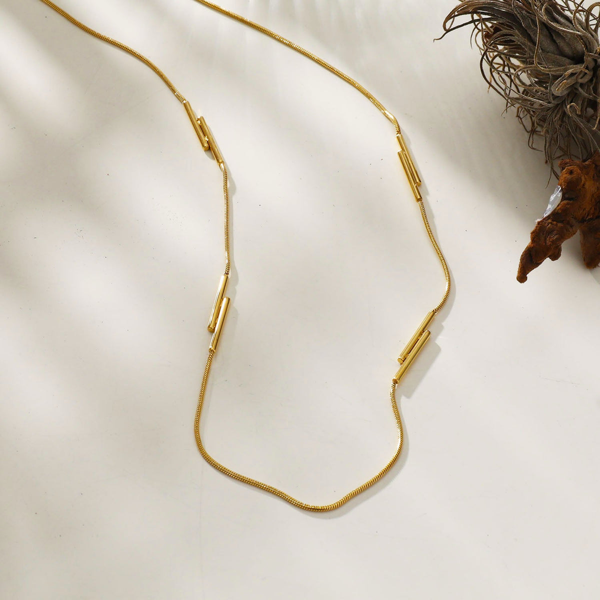 PEDRINA Duo Stick Detail Gold Chain Necklace
