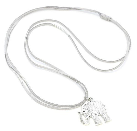 Pendentif Éléphant sur Suède