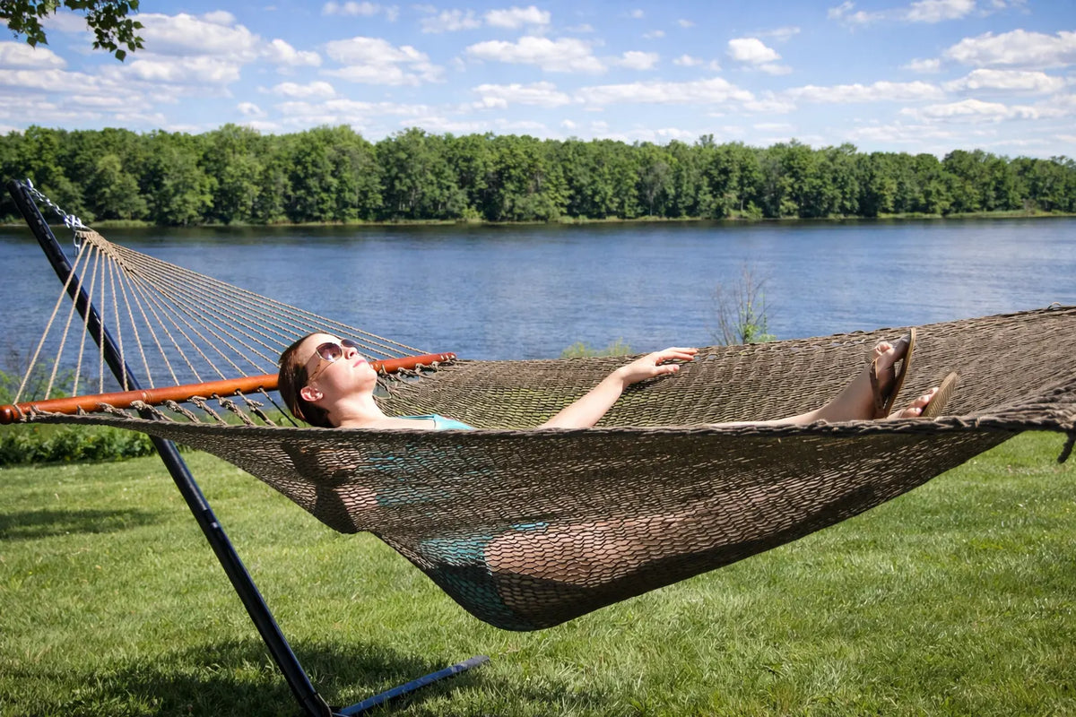 Hamac de luxe en polyester avec support à trois poutres