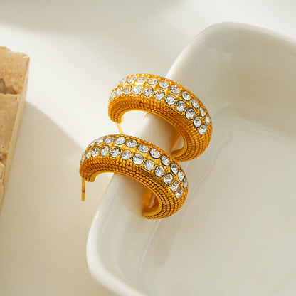 RANI Gold : Petites créoles texturées pavées d'oxydes de zirconium (CZ)