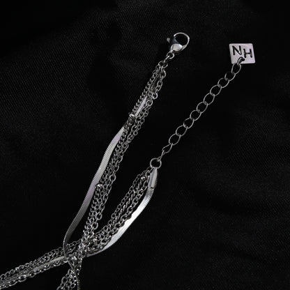 Collier multi-rangs SABRINA à quatre couches en argent