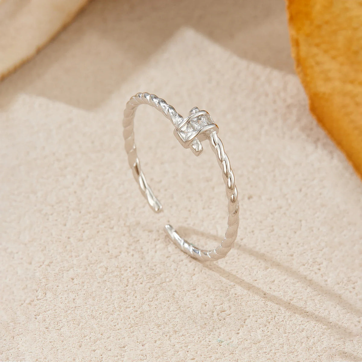 The Signature 925 Sterling Silver Twist Ring