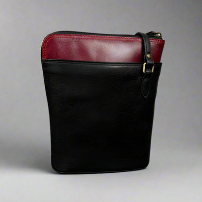 Sac bandoulière réglable Derek Alexander avec compartiment principal à large fermeture éclair