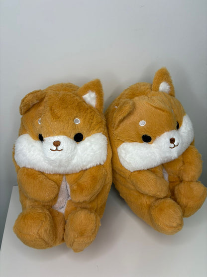 Chaussons animaux en peluche