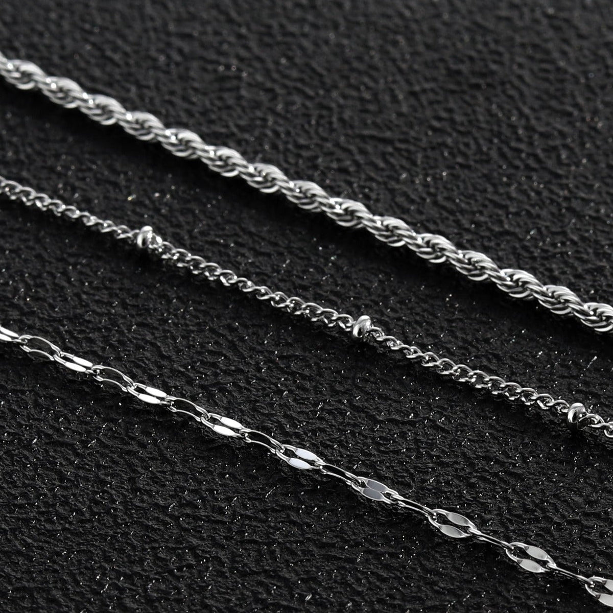 Collier ZURI à triple chaîne en argent