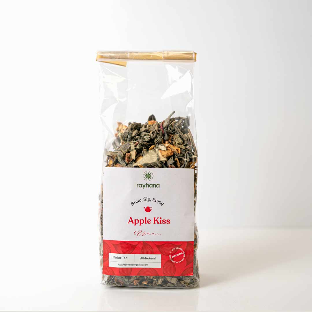 Apple Kiss – Green Tea with Apple Peel by Rayhana