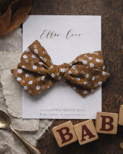 Butterscotch Daisies Oversize Bow