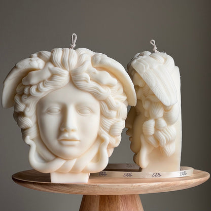 Bougie en cire de soja Méduse : Grande statue sculpturale de tête de femme