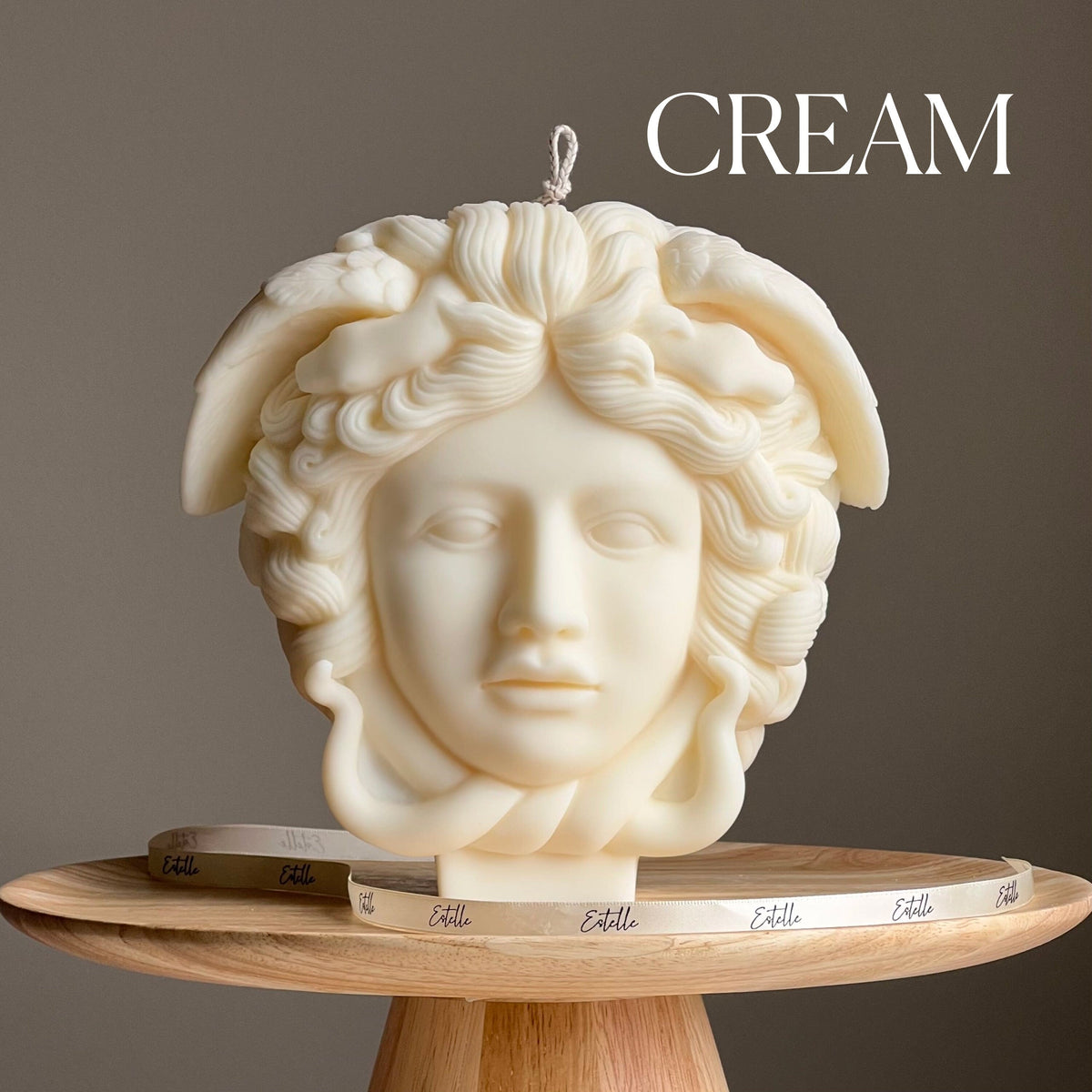 Bougie en cire de soja Méduse : Grande statue sculpturale de tête de femme